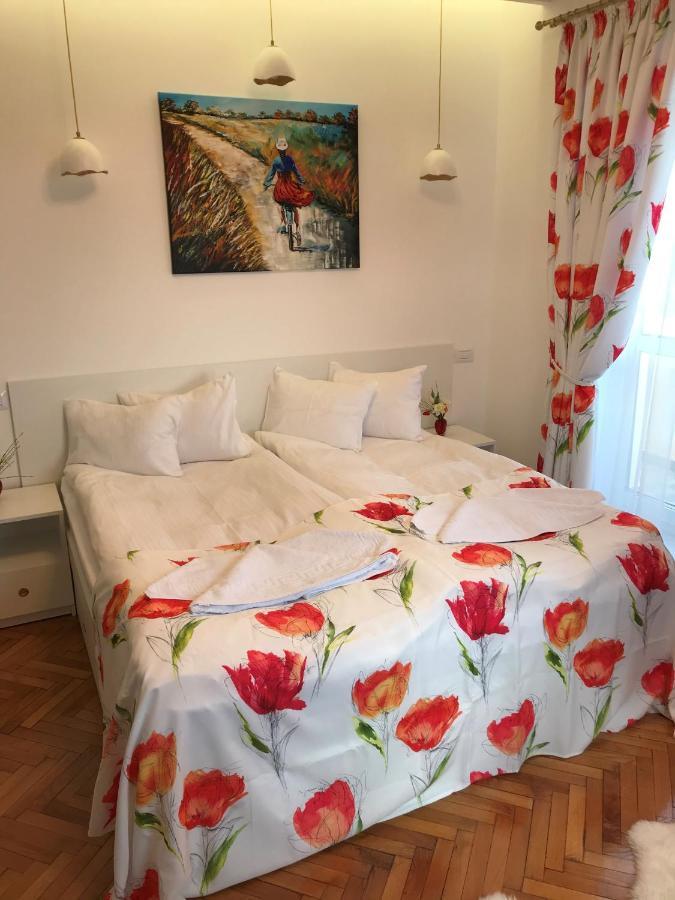 Victoria Luxury Apartment 11 Бухарест Экстерьер фото