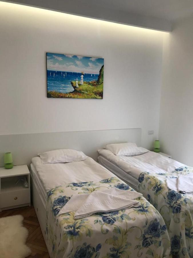 Victoria Luxury Apartment 11 Бухарест Экстерьер фото
